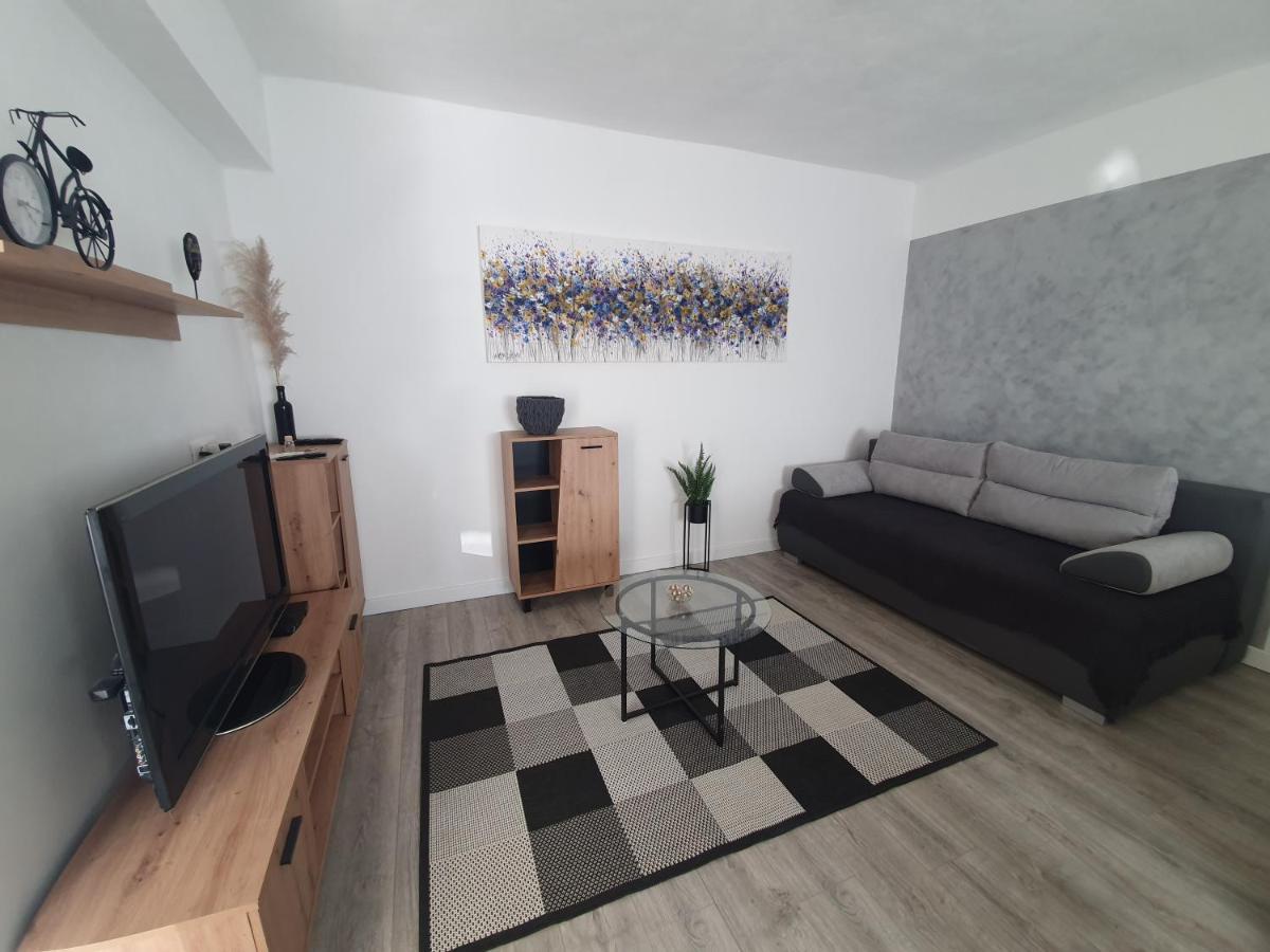 Appartement Amama à Brodarica  Extérieur photo