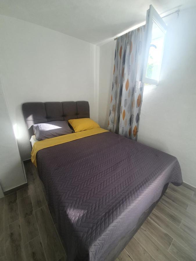 Appartement Amama à Brodarica  Extérieur photo