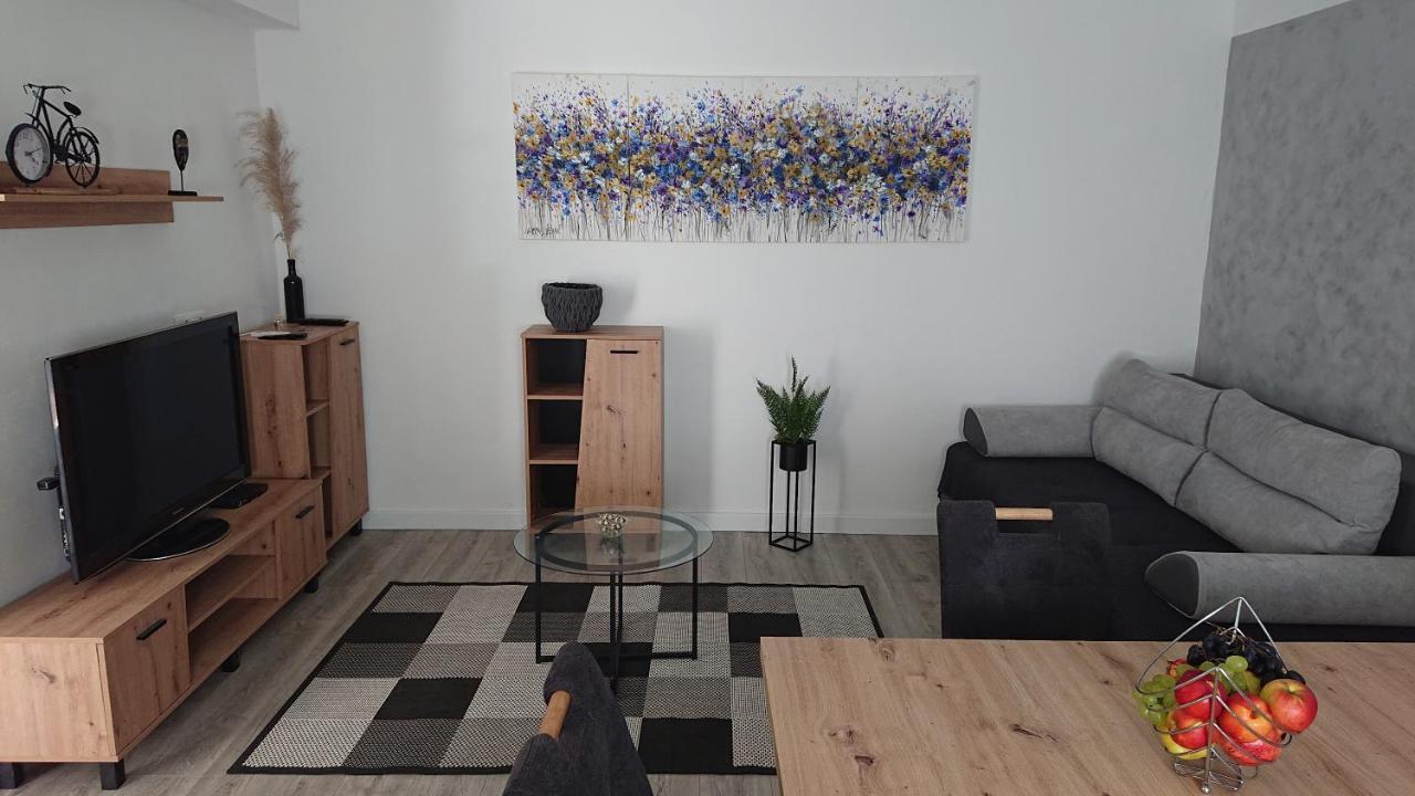Appartement Amama à Brodarica  Extérieur photo