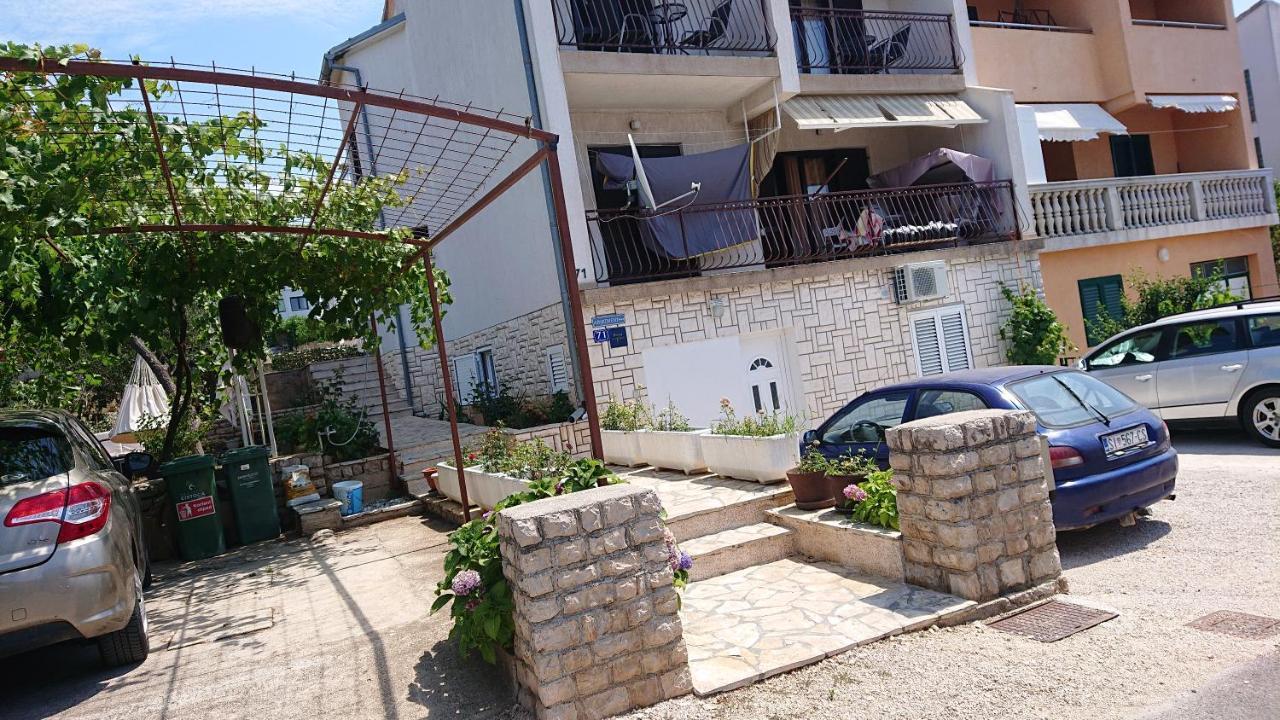 Appartement Amama à Brodarica  Extérieur photo