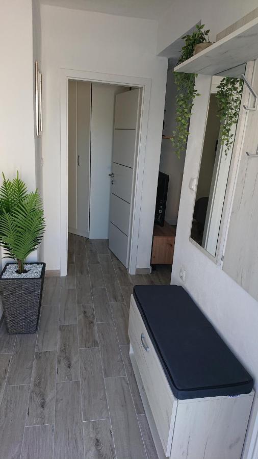 Appartement Amama à Brodarica  Extérieur photo