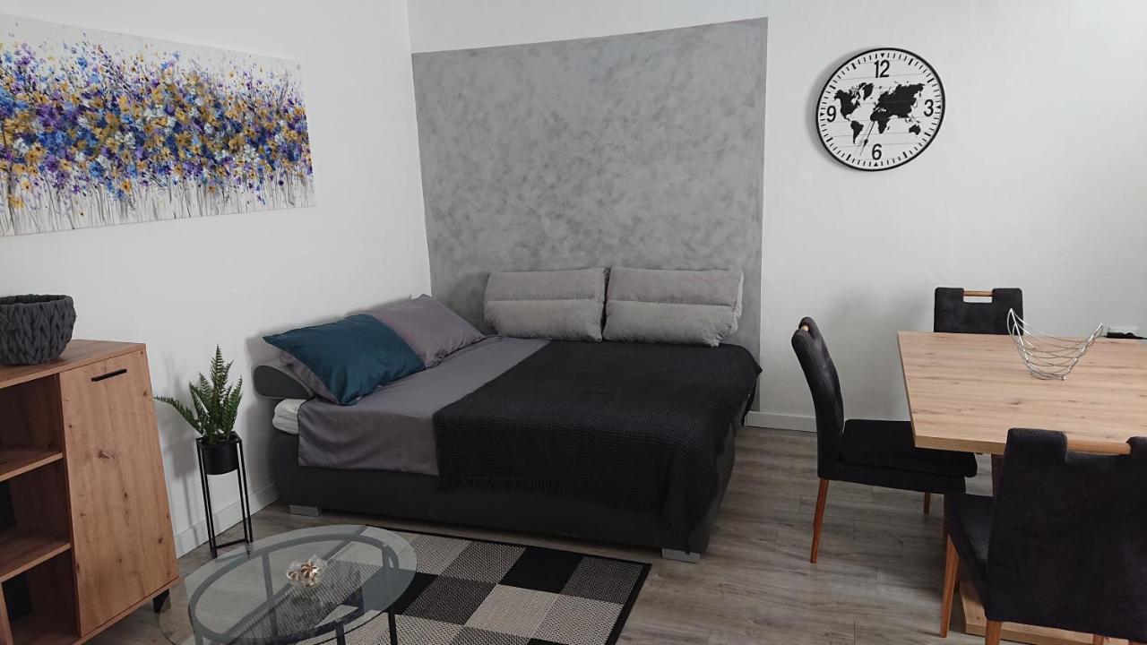 Appartement Amama à Brodarica  Extérieur photo